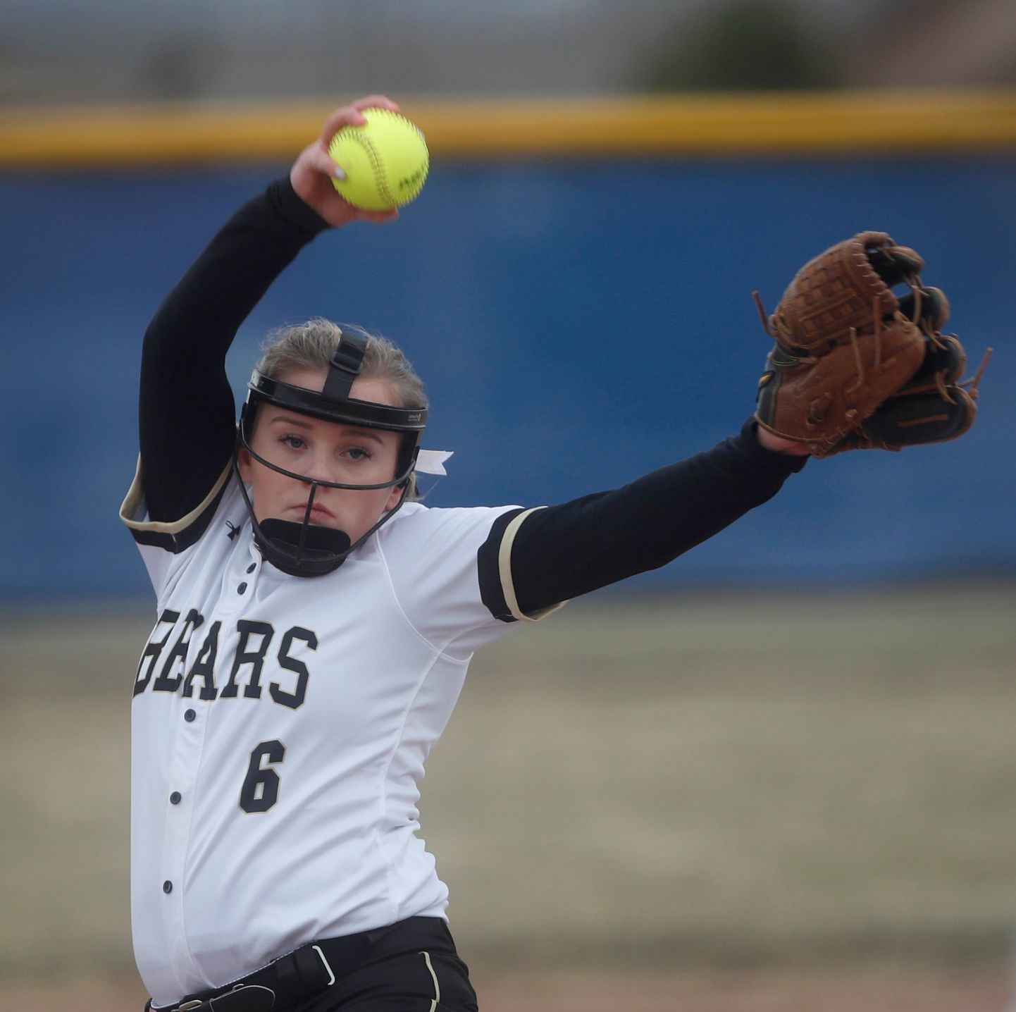 Billings West defeats Billings Skyview, 11-5.